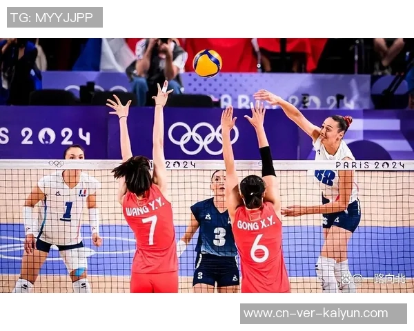 中国女排迎战塞尔维亚全力争胜期待精彩对决展现巅峰竞技魅力 中国女排迎战塞尔维亚全力争胜期待精彩对决展现巅峰竞技魅力